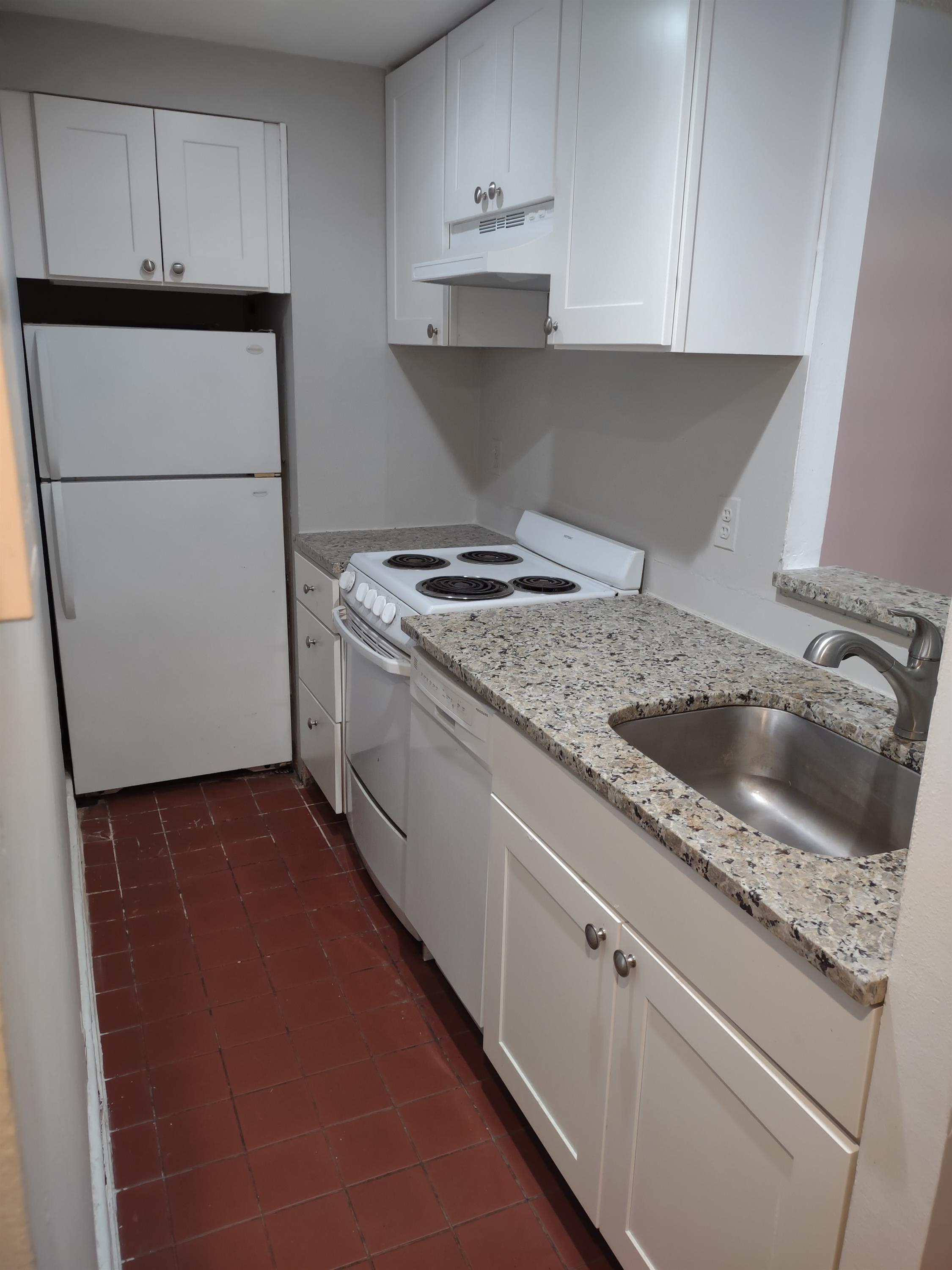 1321 Spruce Street - 6C